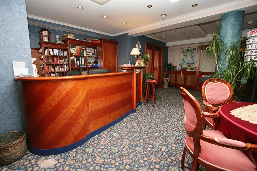 Waterfront Hotel Szentendre Exterior foto